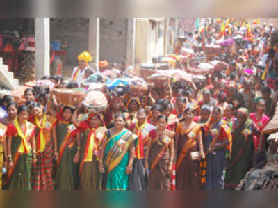 ವರೂರಿನಲ್ಲಿ ಹಬ್ಬದ ವಾತಾವರಣ