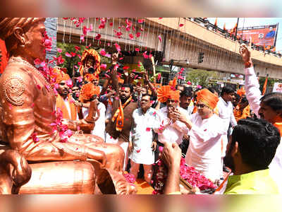 शिवजयंती हा सण, तिथीनुसारच व्हावा: राज ठाकरे