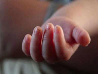 जन्म के तुरंत बाद बच्चे को कोरोना ने जकड़ा, स्पेन में 24 घंटे में 1500 संक्रमण