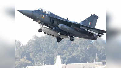 देखें, फाइनल ऑपरेशनल क्लीयरेंस के लिए भारत के तेजस ने भरी पहली उड़ान