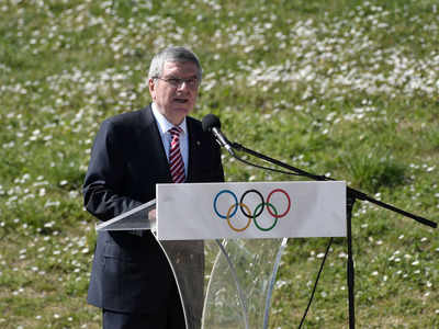 तोक्यो ओलिंपिक स्थगित करना जल्दबाजी होगी : आईओसी प्रमुख बाक