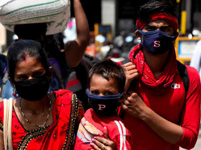 महाराष्ट्र से घर लौट रहे मजदूर, यूपी-बिहार में बढ़ेगा कोरोना वायरस का खतरा