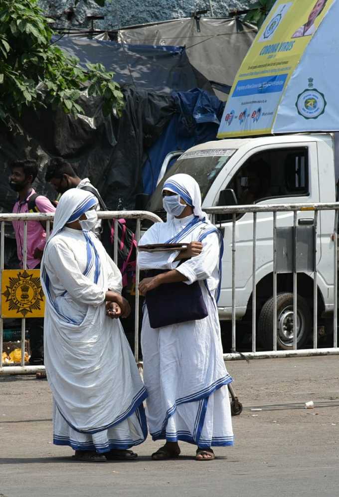 করোনাগ্রাসে কলকাতা