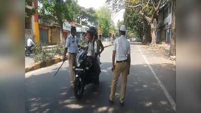 ಲಾಕ್‌ ಡೌನ್‌ ನಡುವೆಯೂ ರೋಡಿಗಿಳಿದ ವಾಹನ ಸವಾರರಿಗೆ ಪೊಲೀಸರ ಲಾಠಿ ರುಚಿ..!