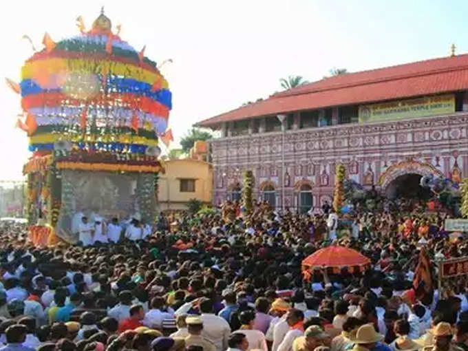 ಧಾರ್ಮಿಕ ಕಾರ್ಯಕ್ರಮಗಳ ಮೇಲೆ ನಿಷೇಧ