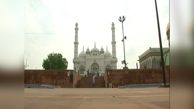 बहराइच: लॉकडाउन के बाद मस्जिद में एक साथ नमाज पढ़ने पर मौलवी समेत 15 पर केस दर्ज