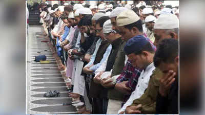 लॉकडाउन के बावजूद लोगों को नमाज के लिए बुलाया, 3 इमाम समेत 60 पर FIR