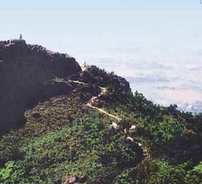 ​ಬೆಟ್ಟ ಏರಲು ಹಾಗೂ ಇಳಿಯಲುನಡಿಗೆ