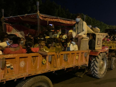 ಕೊರೊನಾ ಲಾಕ್‌ಡೌನ್‌ ಎಫೆಕ್ಟ್‌: ಟ್ರ್ಯಾಕ್ಟರ್‌ಗಳಲ್ಲಿ ಉತ್ತರ ಕರ್ನಾಟಕಕ್ಕೆ ವಾಪಸ್‌ ಹೊರಟ ಶ್ರಮಿಕರು