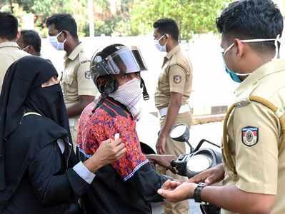 സംസ്ഥാനത്തെ ലോക്ക് ഡൗണിന്റെ നാലാം ദിനം ഇങ്ങനെ, നിരത്തിലിറങ്ങുന്നവരുടെ എണ്ണത്തില്‍ കുറവ്?