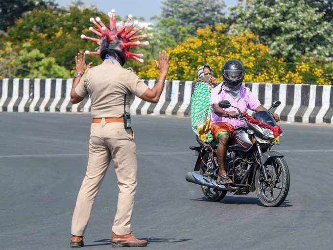 लोग हैं कि मानते नहीं