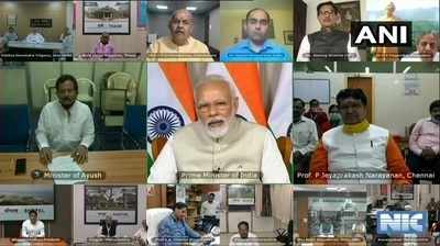 कोरोना से निपटने के लिए PM मोदी ने की आयुष पेशेवरों से बात, कहा- साक्ष्य आधारित शोध के लिए साथ आएं सभी