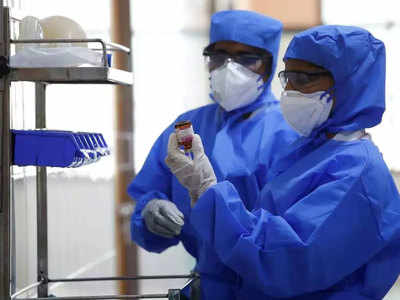 नोएडा: एक कंपनी के 13 कर्मचारियों को कोरोना का संक्रमण, फर्म पर केस दर्ज