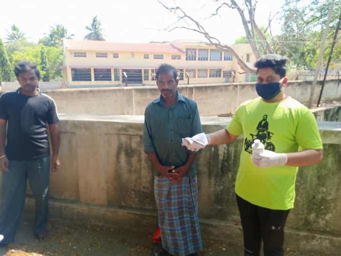 ಈ ಕೆಲಸ ಮೈಸೂರಿನ ಅಭಿಮಾನಿಗಳಿಂದ ನಡೆಯುತ್ತಿದೆ