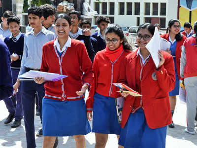 Board Exam: अभी और करना होगा इंतजार, फिर बढ़ा समय