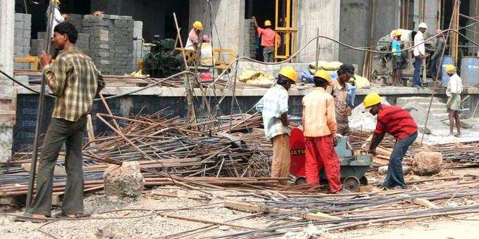 నమోదు కాని కార్మికుల పరిస్థితి ఏంటి?