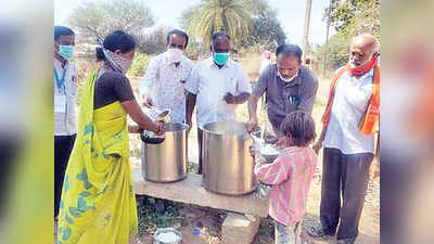 ಗುಬ್ಬಿಯಲ್ಲಿ ಲಾಕ್‌ಡೌನ್‌ ಮುಗಿಯುವ ವರೆಗೂ ನಿರ್ಗತಿಕರಿಗೆ ಉಚಿತವಾಗಿ ಮಧ್ಯಾಹ್ನದ ಊಟದ ವ್ಯವಸ್ಥೆ