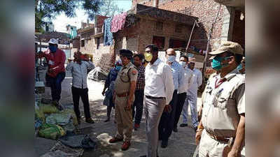 गोरखपुर: शहर में 250 परिवार होम क्वारंटीन, जागरूक करने सड़क पर उतरे डीएम