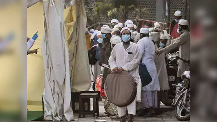 कोरोना वायरस LIVE अपडेट: लखनऊ में 100 विदेशियों पर एफआईआर दर्ज