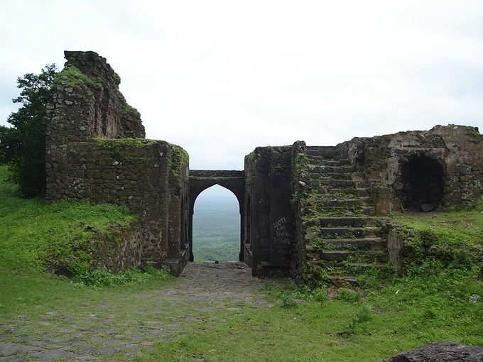 ​ಆಸಿರ್‌ಗಡ್ ಕೋಟೆಯ ಬಗ್ಗೆ ಸ್ವಲ್ಪ