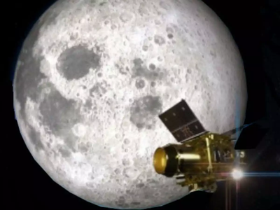 अंतर‍िक्षयात्रियों के यूरिन से चांद पर बसेंगी बस्तियां, कम होगा खर्चा: शोध