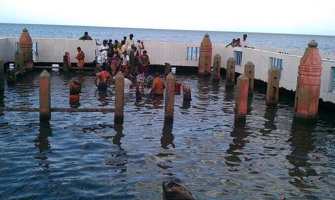 Devipatinam Navapashanam temple