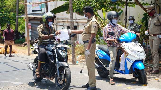 എന്താണ് ലോക് ഡൗൺ