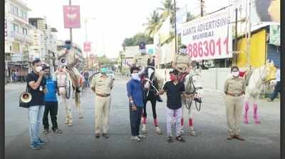 जनजागृतीसाठी पोलिसांचे अश्वपथक