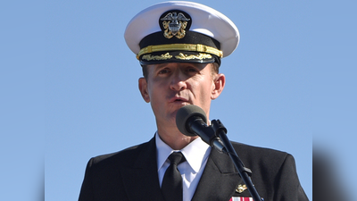 कोरोना का कहर: अमेरिका के जिस नेवी कैप्‍टन ने बचाई 4 हजार नौसैनिकों की जान, उसे हटाया