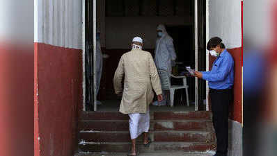 लखनऊ: मस्जिद में रोके तबलीगी जमात के 12 लोग, इमाम के खिलाफ एफआईआर