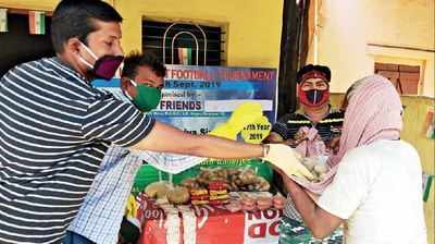 ছোট ব্যবসায়ী, বাসকর্মীদের সাহায্যে কাউন্সিলর, সংগঠন