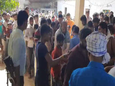आजमगढ़: कोरोना को छलावा बताने वाले एसपी नेता ने तोड़ा लॉकडाउन, नोटिस जारी