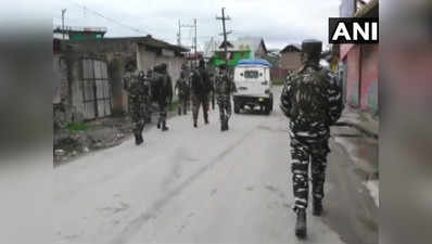 जम्मू-कश्मीर: सोपोर में एनकाउंटर, सुरक्षा बलों ने कई आतंकियों को घेरा