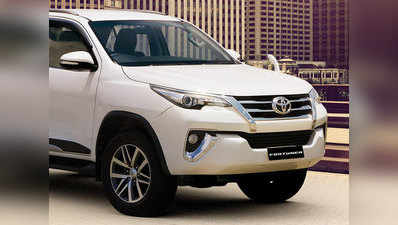 नई Toyota Fortuner की तस्वीरें लीक, जानें खास बातें