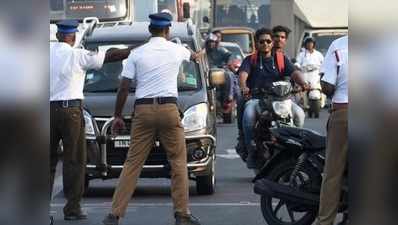 పనిభారంతో ఒత్తిడికి గురై.. గుండెపోటుతో ట్రాఫిక్‌ పోలీసు మృతి