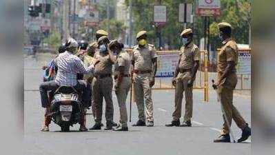 போலீஸ் செத்தா 10 லட்சம் அப்ப மாஸ்க் கூட கிடையாதா செக்கரெட்டரி?