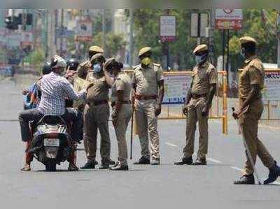 போலீஸ் செத்தா 10 லட்சம் அப்ப மாஸ்க் கூட கிடையாதா செக்கரெட்டரி?