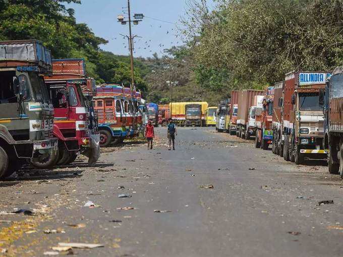 जरूरी सामानों का ट्रांसपोर्टेशन रहेगा जारी