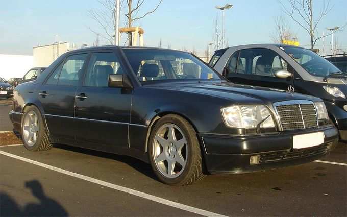 Mercedes W124 E-Class