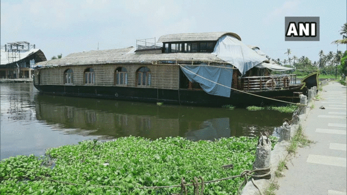 houseboat-in-kerala