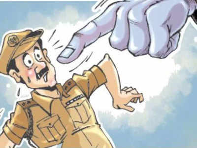 शराब तस्कर से दोस्ती महंगी पड़ी, थानेदार सहित 6 पुलिस वाले ‘लाइनहाजिर’