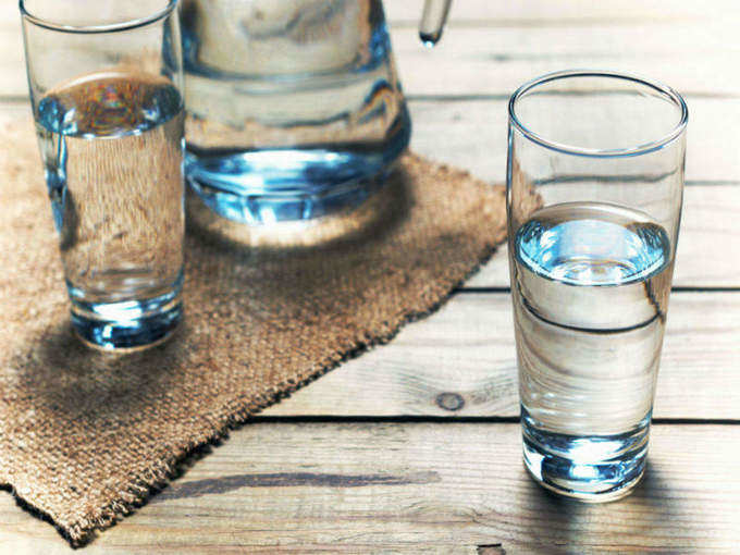 ​प्रेग्‍नेंसी में कितना पानी पीना चाहिए?