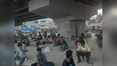 Lockdown: रोजी-रोटी और मजबूरी...कानपुर की सड़कों पर मजदूर, देखें तस्वीरें