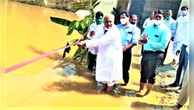 ವಿಜಯಪುರ ಮುಖ್ಯಕಾಲುವೆಗೆಹರಿದ ಗಂಗೆ, ರೈತರು ಖುಷ್‌