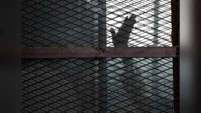 கொரோனா எதிரொலி: ஈரானில் 1000 வெளிநாட்டுக் கைதிகள் விடுதலை