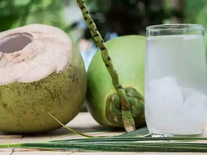 नारियल पानी
