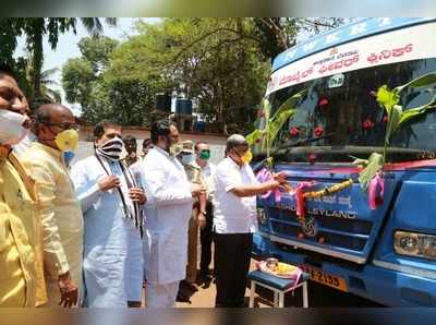 ಬೆಳಗಾವಿಯಲ್ಲಿ ಕೊರೊನಾ ವಾರ್ ರೂಮ್ ಗೆ ಚಾಲನೆ: ಫಿವರ್ ಕ್ಲಿನಿಕ್ ಬಸ್ ಹಸ್ತಾಂತರ!