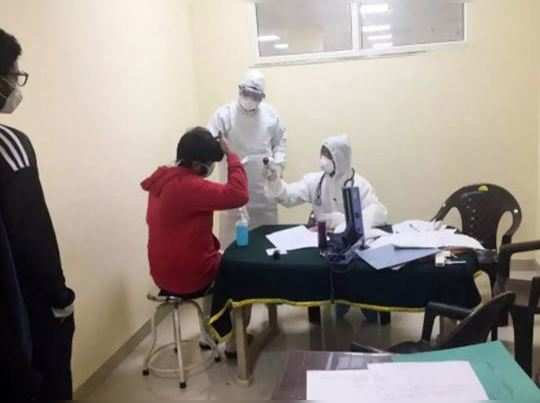 ચીનથી આવેલા 5 વ્યક્તિમાં જોવા મળ્યા કોરોના જેવા લક્ષણો, આર્મી હોસ્પિટલમાં દાખલ 
