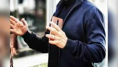 લોન્ચ પહેલા આ ફેમસ એક્ટરના હાથમાં દેખાયો OnePlus 8 Pro, મળશે 5G સપોર્ટ
