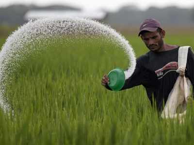 கொரோனா ஊரடங்கு... உரம் விற்பனை ஜோர்!